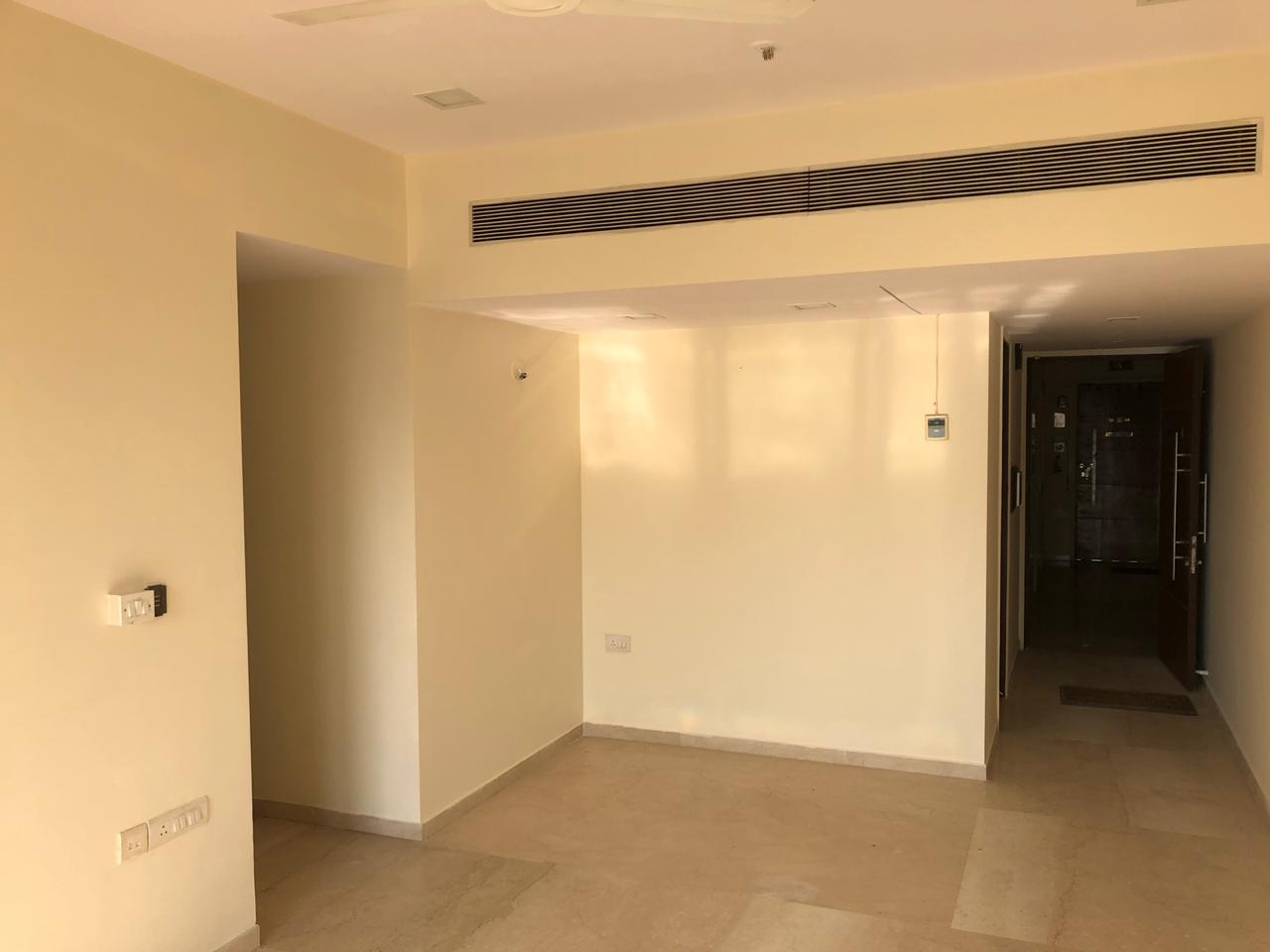 3 BHK Flat for Sale in Prabhadevi - Lodha Grandeur